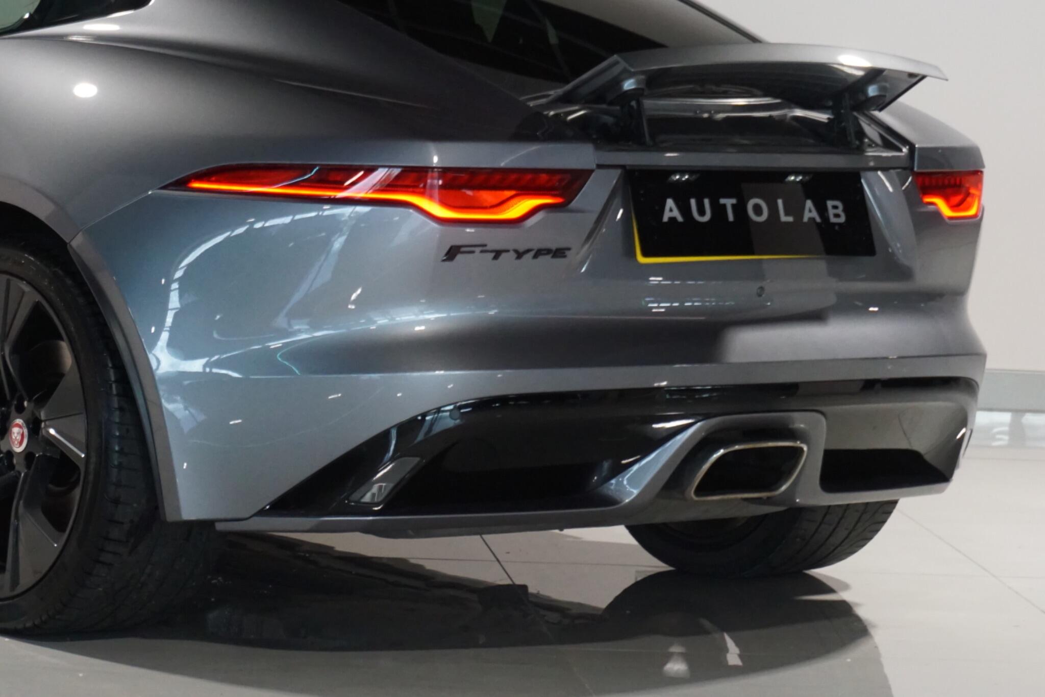 Jaguar F-Type 2.0i R-Dynamic Coupe 2dr Petrol Auto Euro 6 (s/s) (300 ps)